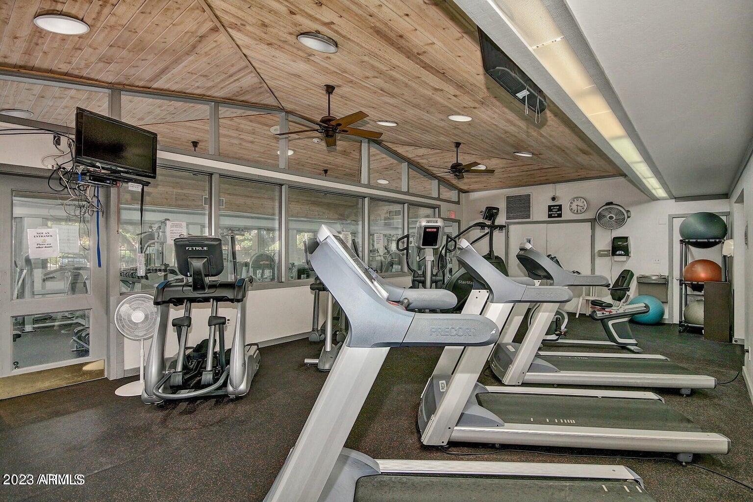 5628 South Compass Road Tempe, AZ 85283 - Photo 45 of 46 Work-Out Facility