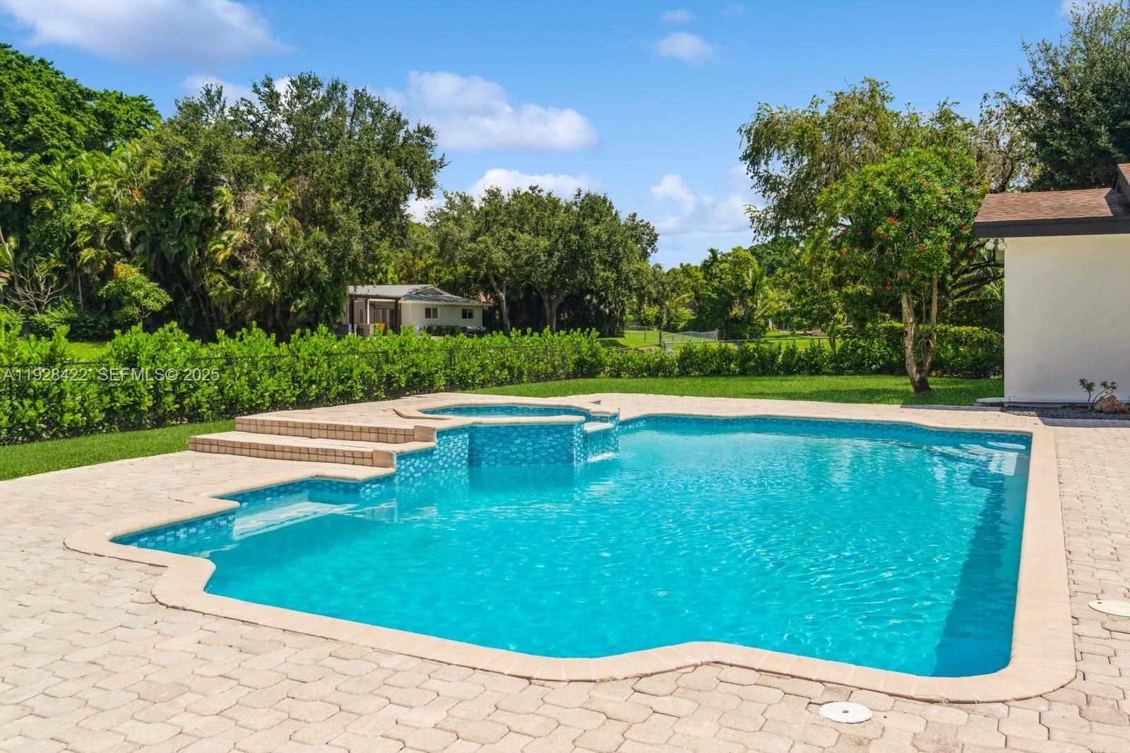 7001 Southwest 126th Street Pinecrest, FL 33156 - Photo 26 of 35 a view of a outdoor space