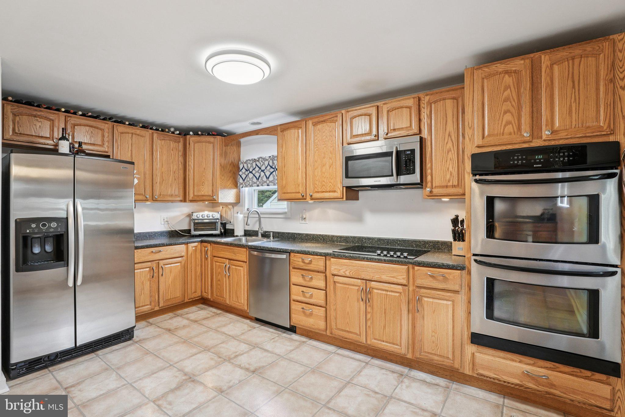418 Springhouse Road King of Prussia, PA 19406 - Photo 7 of 18 Gallery Image 7