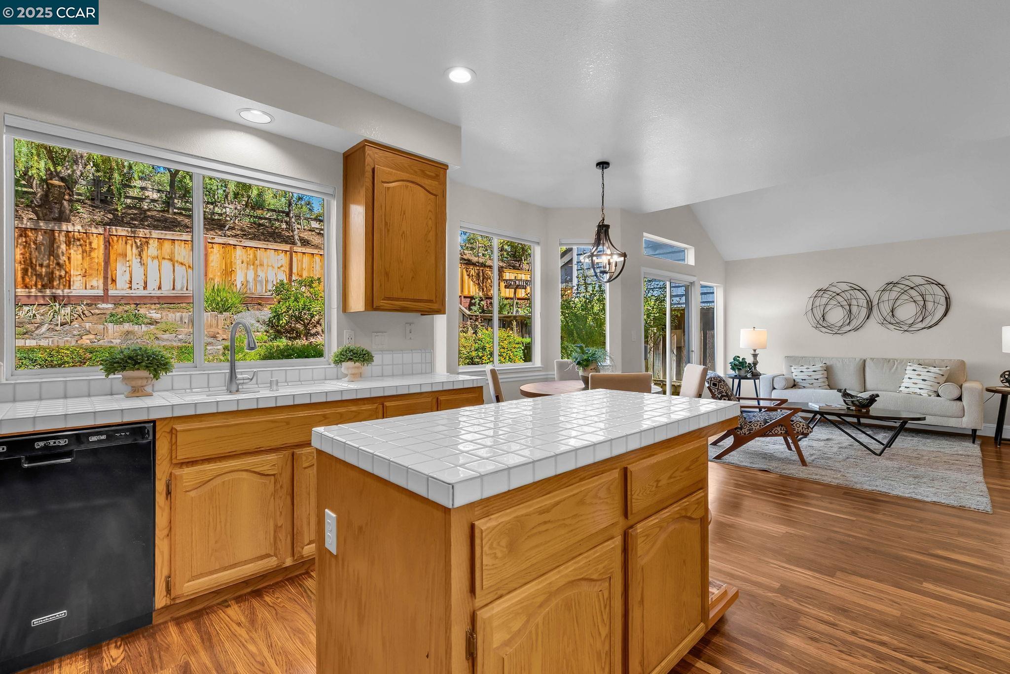 337 Saclan Terrace Clayton, CA 94517 - Photo 19 of 48