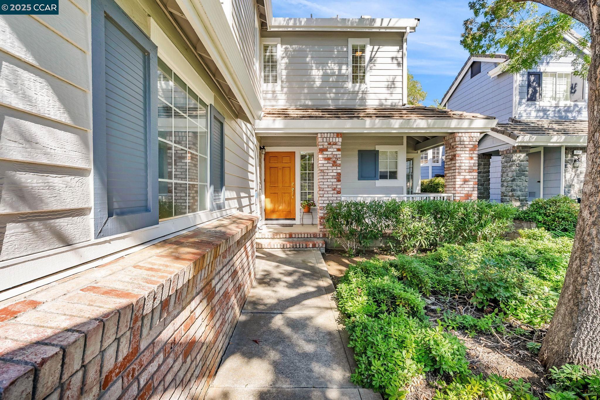 337 Saclan Terrace Clayton, CA 94517 - Photo 2 of 48