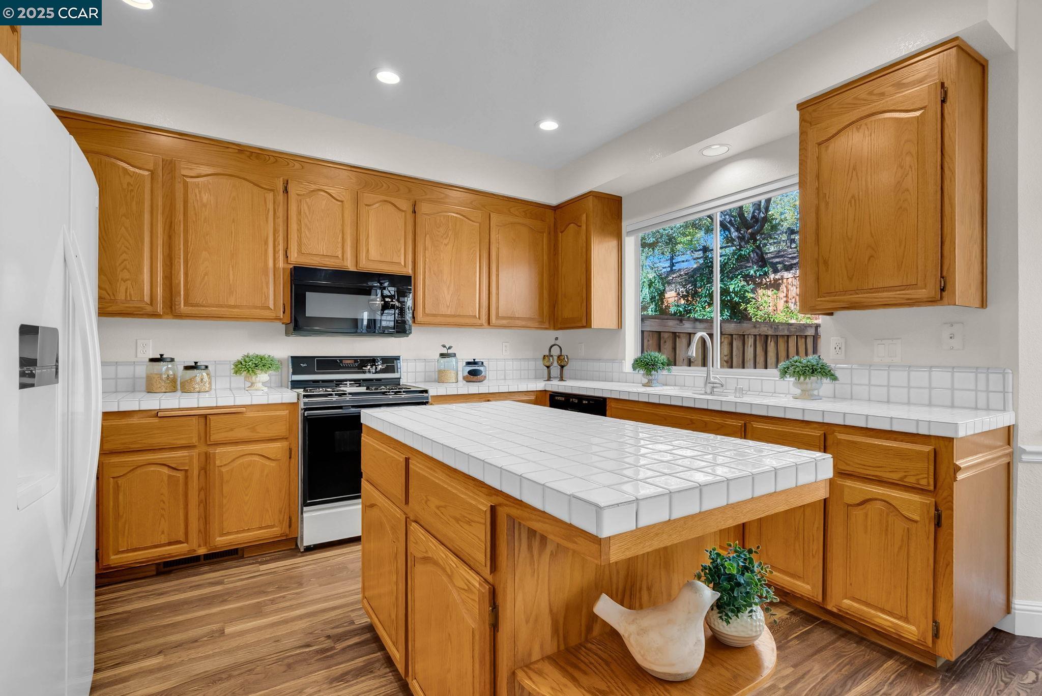 337 Saclan Terrace Clayton, CA 94517 - Photo 21 of 48