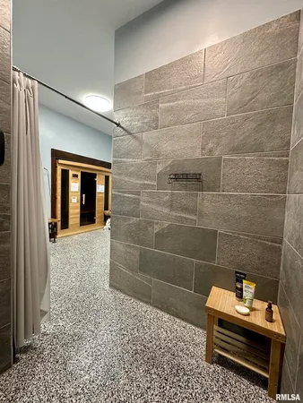 $439,900 | 20 Ashley Lane, Casey, IL 62420