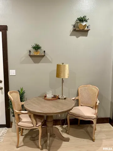 $439,900 | 20 Ashley Lane, Casey, IL 62420