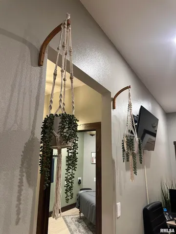 $439,900 | 20 Ashley Lane, Casey, IL 62420