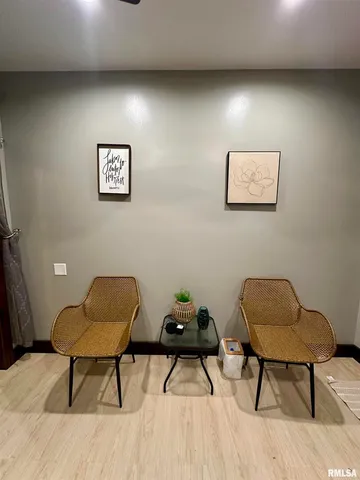 $439,900 | 20 Ashley Lane, Casey, IL 62420