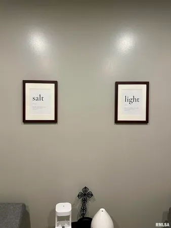 $439,900 | 20 Ashley Lane, Casey, IL 62420