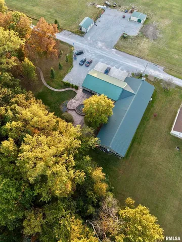 $439,900 | 20 Ashley Lane, Casey, IL 62420