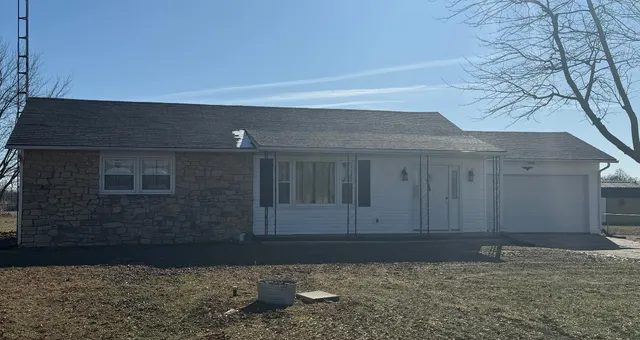 $154,900 | 2339 East Little Bear Road, Connersville, IN 47331