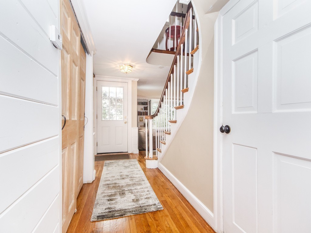 125 Loring Road Winthrop, MA 02152 - Photo 15 of 23 Gallery Image 15