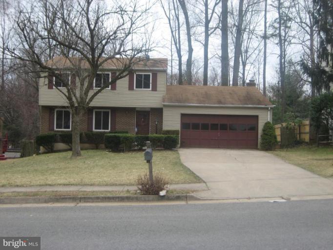 5762 Heming Avenue Springfield, VA 22151 - Photo 1 of 10 Exterior (Main)