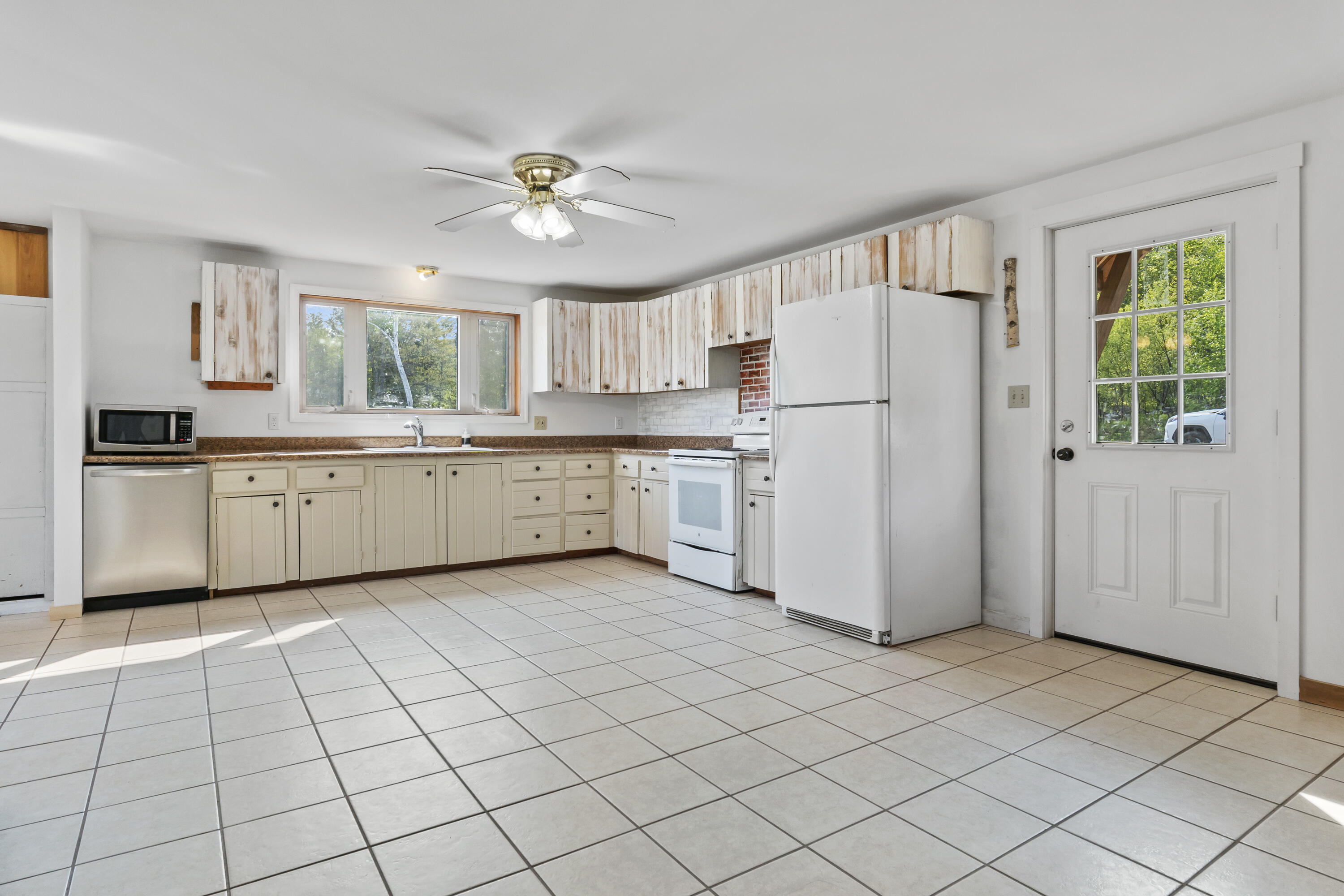 532 Ossipee Trail Limington, ME 04049 - Photo 8 of 56 532 Ossipee Trail Limington_115