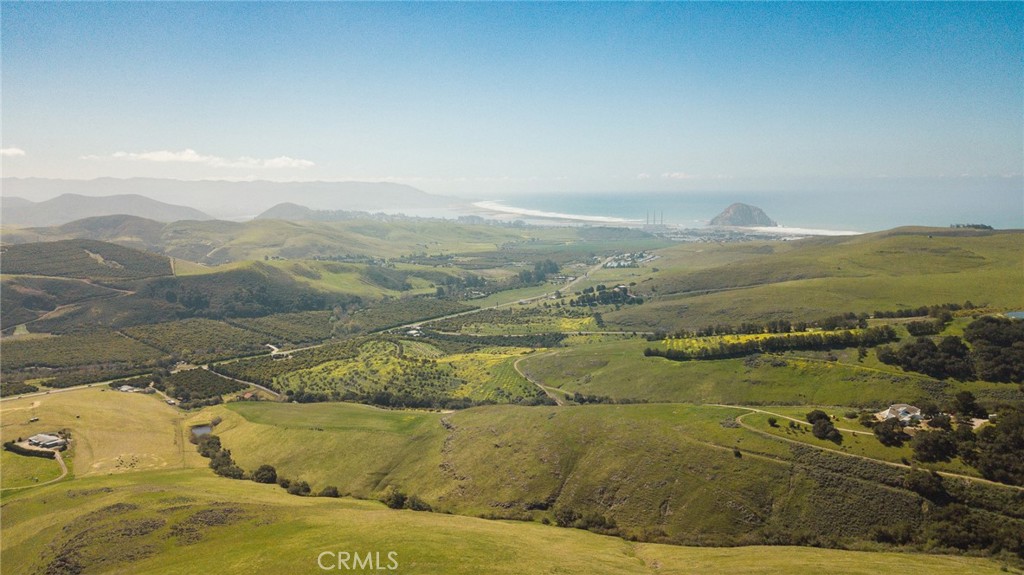 1800 Atascadero Road Morro Bay, CA 93442 - Photo 19 of 55 a view of an ocean