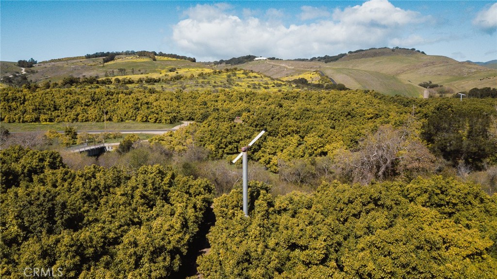 1800 Atascadero Road Morro Bay, CA 93442 - Photo 38 of 55 a view of a pathway