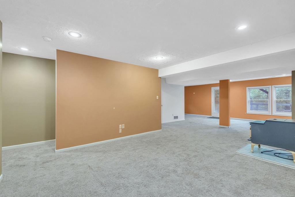 989 Gaskins Road Cincinnati, OH 45245 - Photo 35 of 47 Gallery Image 35