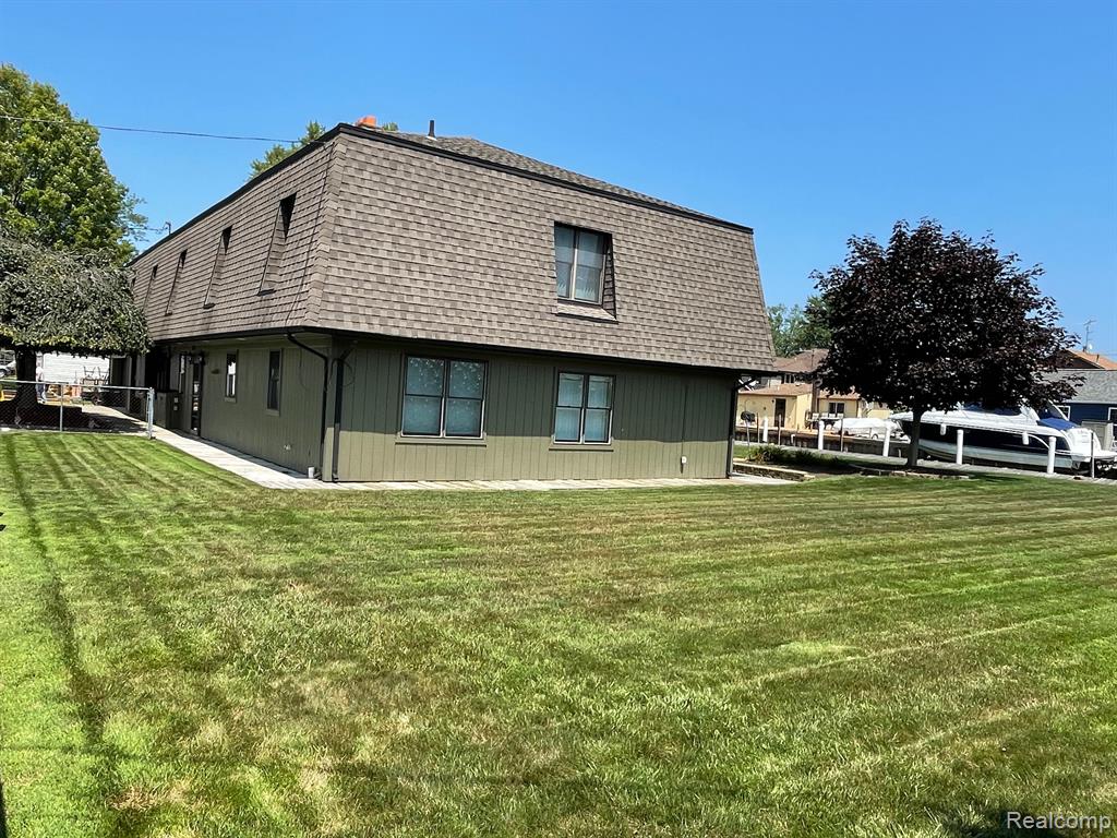 46070 Edgewater Street Chesterfield, MI 48047 - Photo 4 of 65