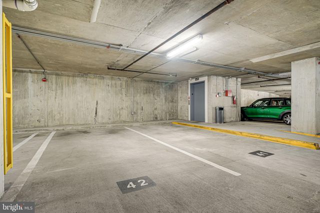 $1,000,000 | 2200 17th Street Northwest, Unit 201, Washington, DC 20009