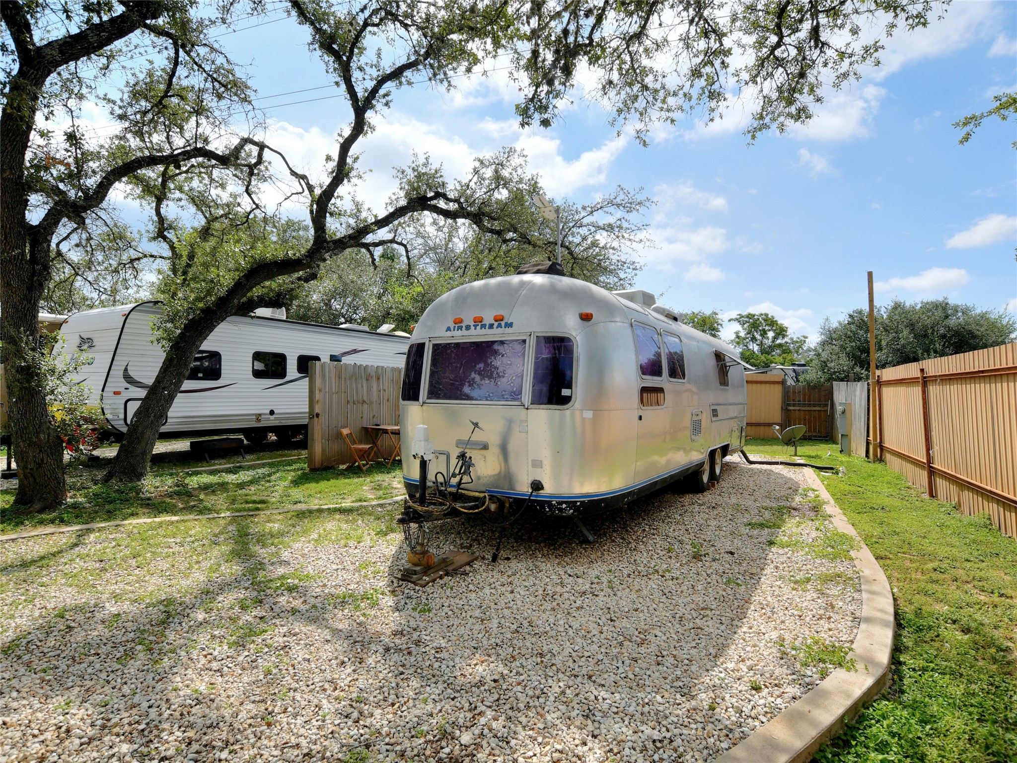 1702 Saracen Road Austin, TX 78733 - Photo 14 of 27