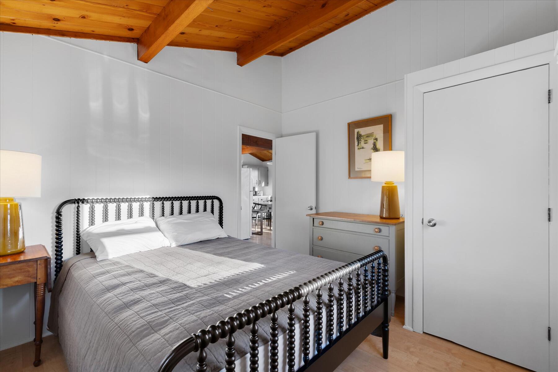 100 Hiawatha Road, Unit 1 Wellfleet, MA 02667 - Photo 13 of 38 21-MG_6382-r(1)