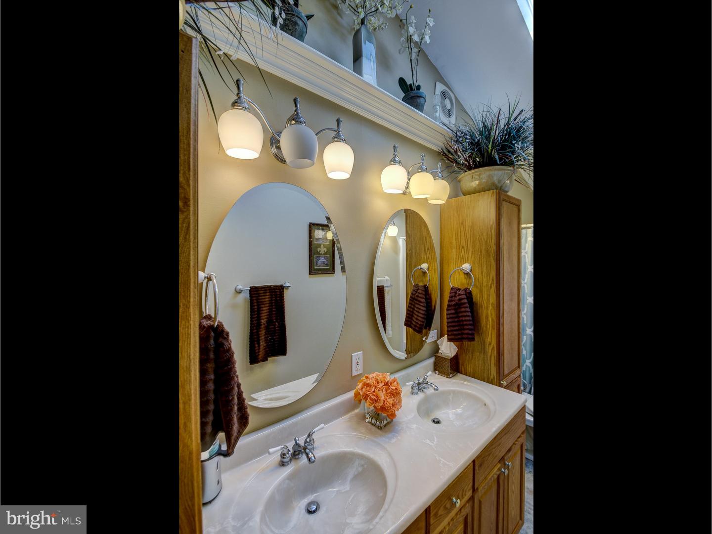 345 Clarksville Road Princeton Junction, NJ 08550 - Photo 16 of 24 Gallery Image 16