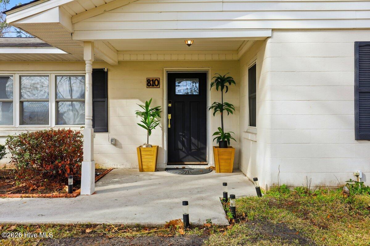 810 Williams Road New Bern, NC 28562 - Photo 2 of 34 810 Williams Rd-5