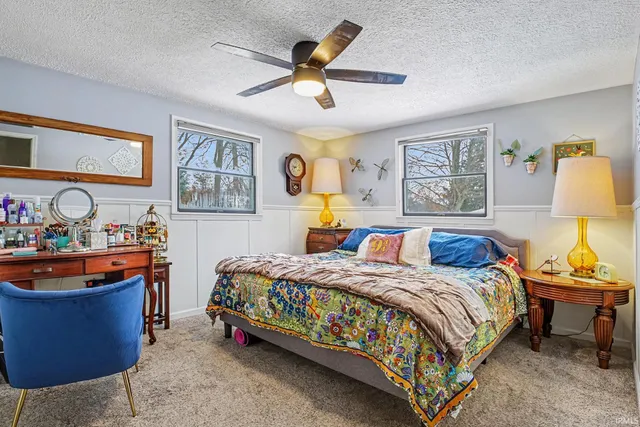 $299,900 | 19508 County Road 146, New Paris, IN 46553