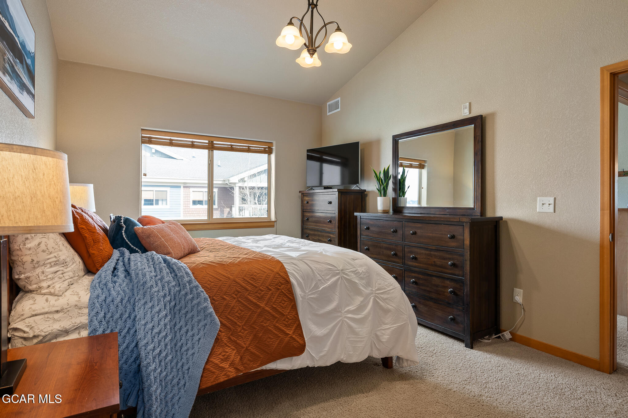 160 Sterling Loop, Unit 304 Fraser, CO 80442 - Photo 15 of 36 Primary Bedroom