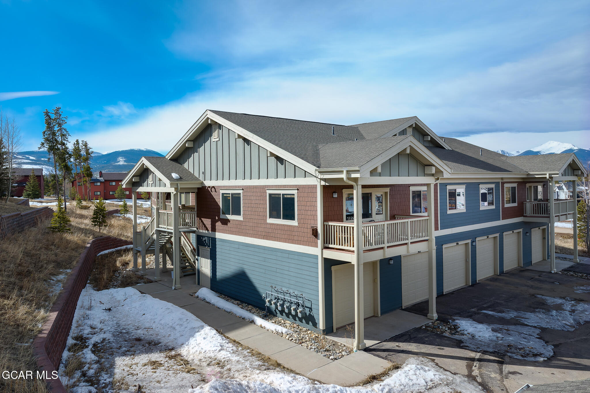 160 Sterling Loop, Unit 304 Fraser, CO 80442 - Photo 28 of 36 End unit with garage