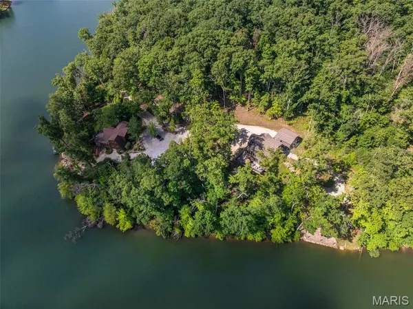 $1,895,000 | 370 Alpine Bend Drive, Wright City, MO 63390