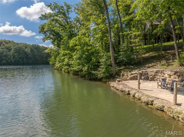 $1,895,000 | 370 Alpine Bend Drive, Wright City, MO 63390