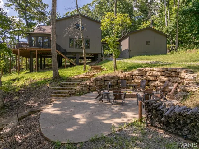 $1,895,000 | 370 Alpine Bend Drive, Wright City, MO 63390