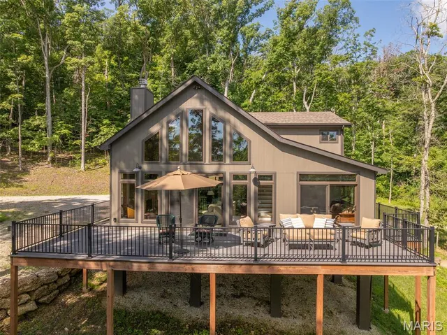 $1,895,000 | 370 Alpine Bend Drive, Wright City, MO 63390
