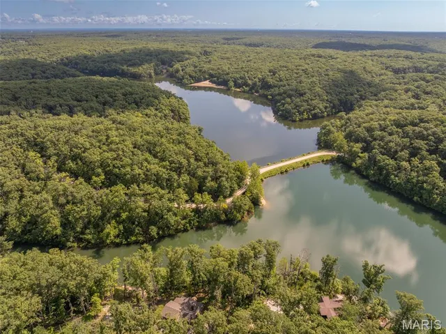 $1,895,000 | 370 Alpine Bend Drive, Wright City, MO 63390