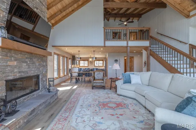 $1,895,000 | 370 Alpine Bend Drive, Wright City, MO 63390