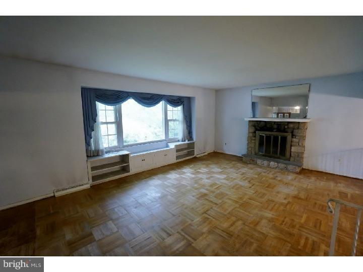 864 East Sandy Ridge Road Doylestown, PA 18901 - Photo 8 of 24 Living Room