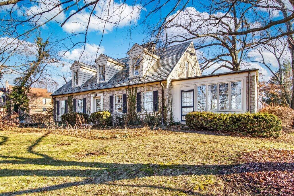 4312 Riverside Drive Columbus, OH 43220 - Photo 17 of 29 4312 Riverside Drive-15.jpg-SMALL