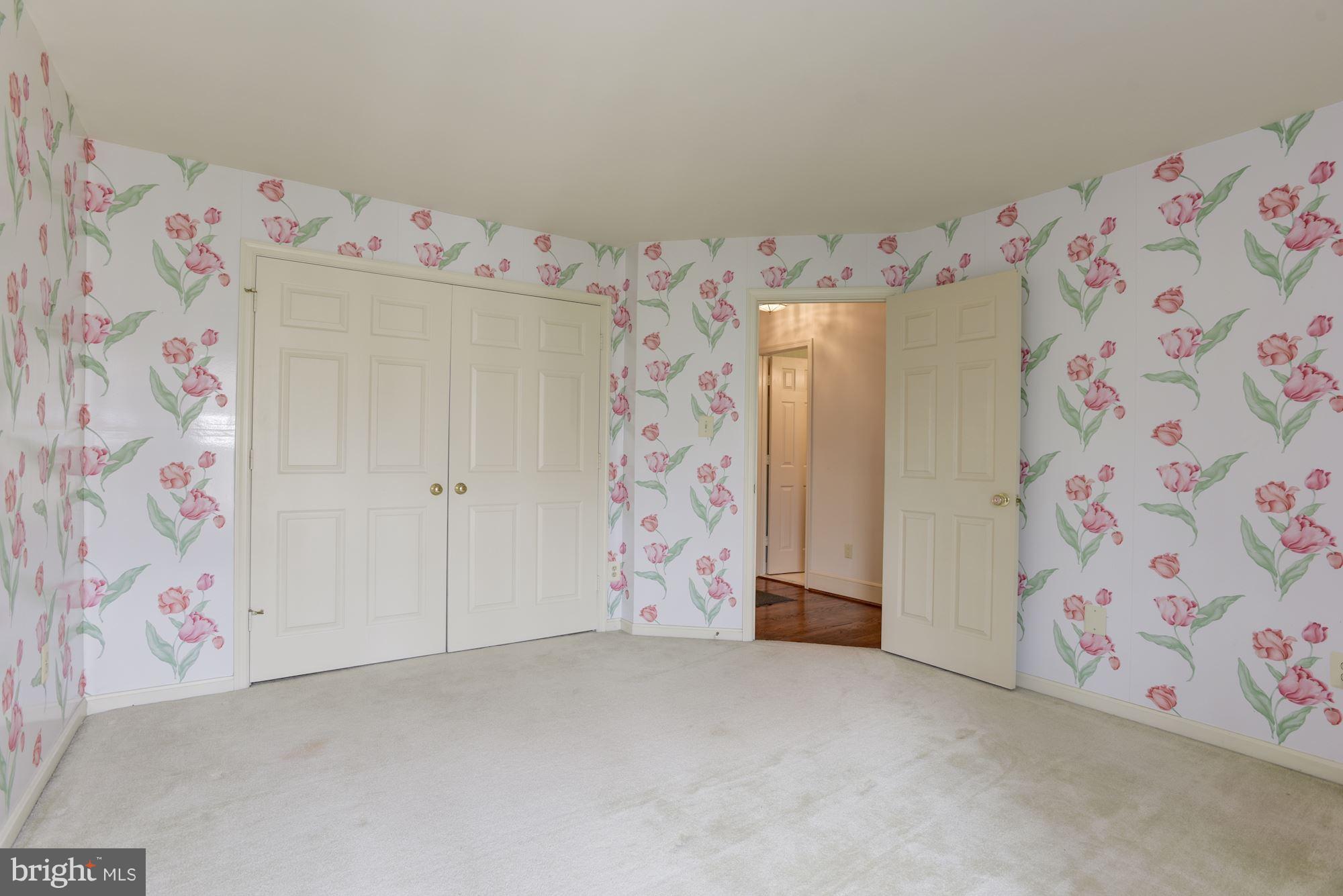 6620 Old Chesterbrook Road McLean, VA 22101 - Photo 22 of 28 Bedroom