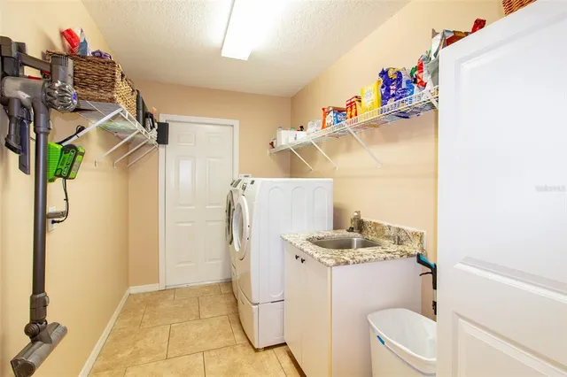 $434,900 | 4435 Fairway Oaks Drive, Mulberry, FL 33860