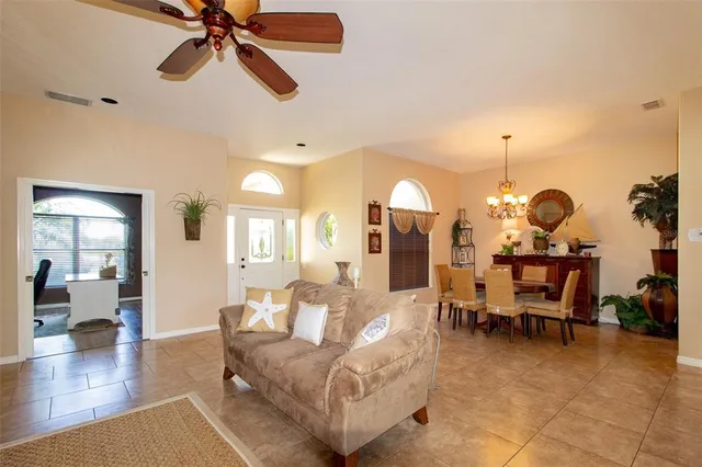 $434,900 | 4435 Fairway Oaks Drive, Mulberry, FL 33860
