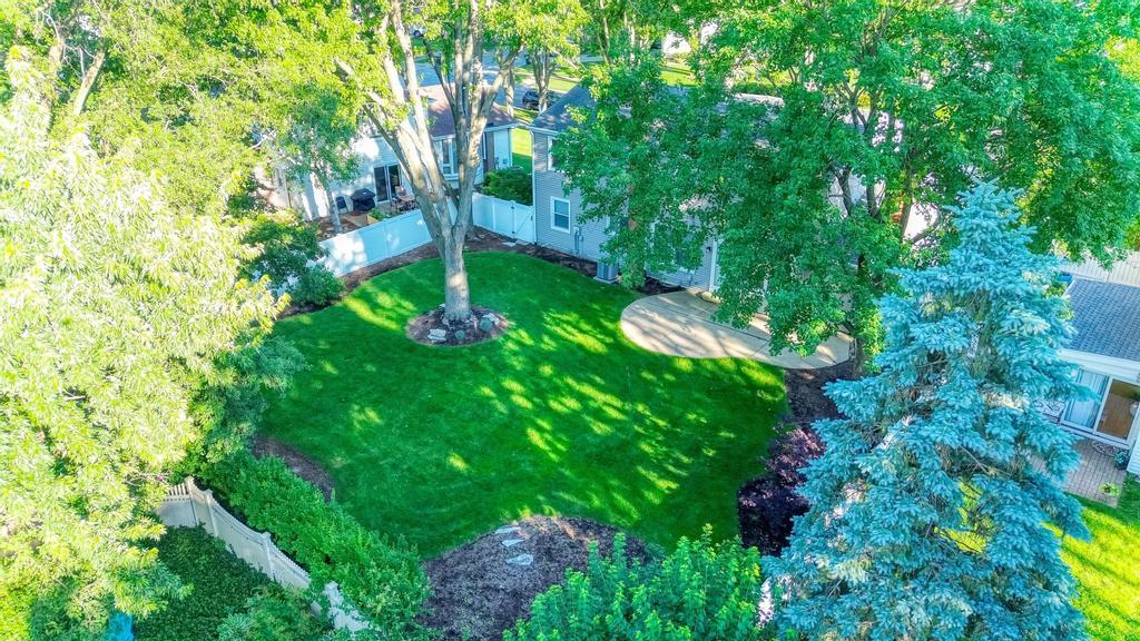 1249 Stonegate Road Naperville, IL 60540 - Photo 46 of 49
