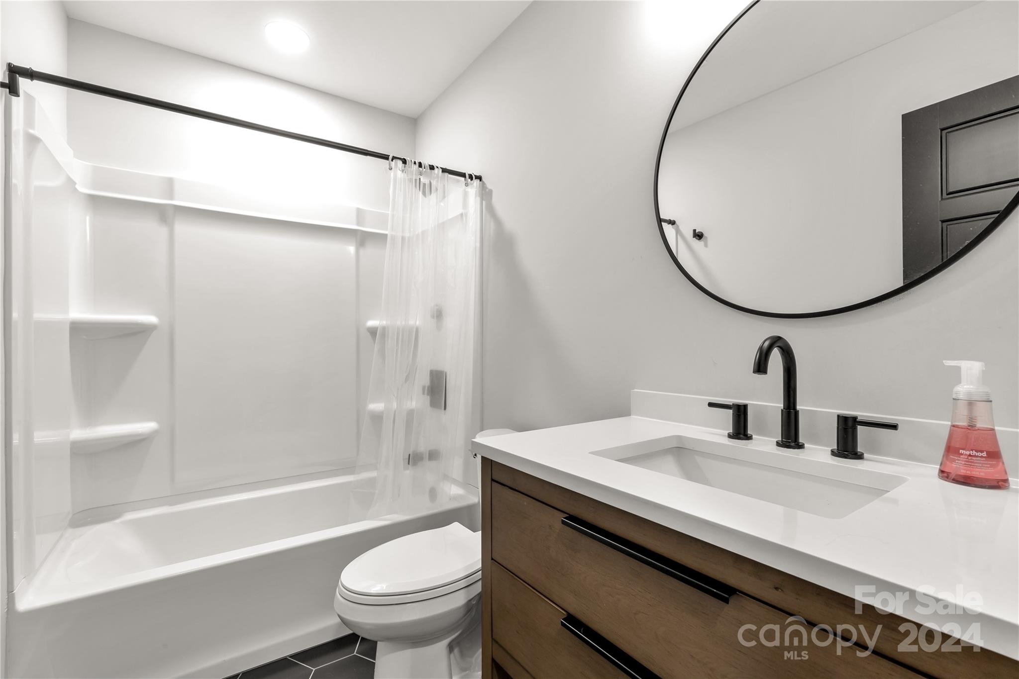 17 Tanglewood Road Clover, SC 29710 - Photo 2 of 28 Gallery Image 2
