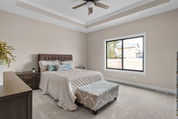 $564,900 | 1218 South 2nd Street, Eldridge, IA 52748