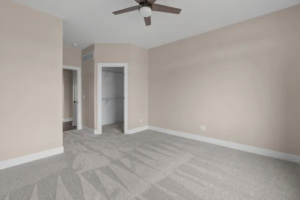$564,900 | 1218 South 2nd Street, Eldridge, IA 52748