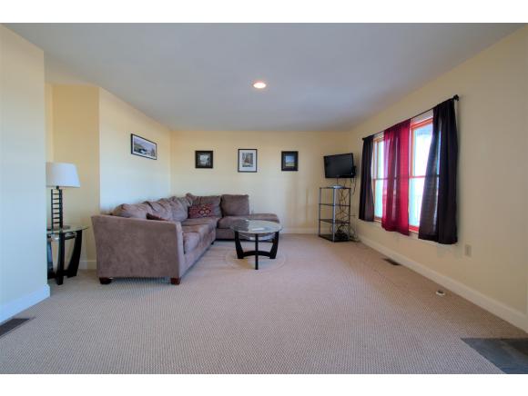 709 Ocean Boulevard Hampton, NH 03842 - Photo 9 of 16 Gallery Image 9