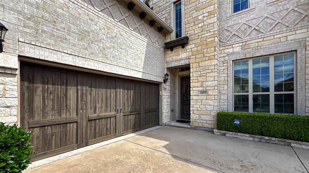 1377 Rolling Thunder Road Frisco, TX 75036 - Photo 4 of 34