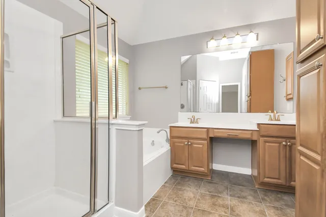 $2,500 | 17311 Elverson Oaks Drive, Tomball, TX 77377