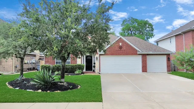 $2,500 | 17311 Elverson Oaks Drive, Tomball, TX 77377