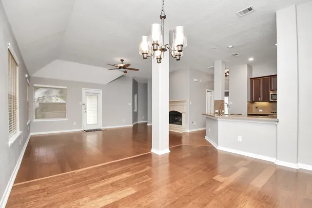 $2,500 | 17311 Elverson Oaks Drive, Tomball, TX 77377