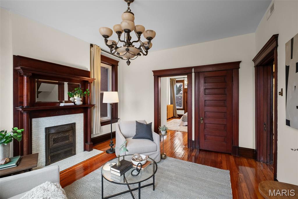 3728 Arsenal Street St. Louis, MO 63116 - Photo 18 of 38