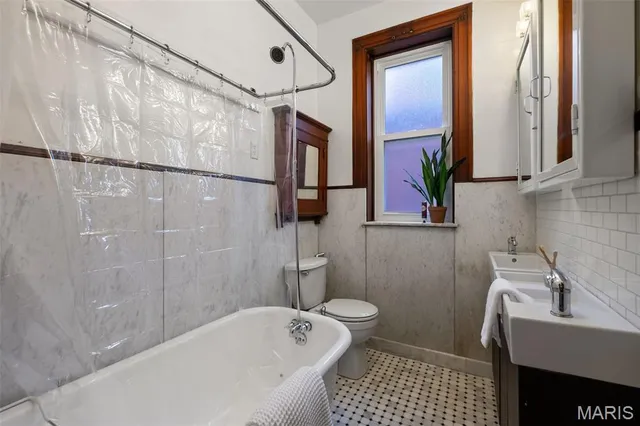 $599,000 | 3728 Arsenal Street, St. Louis, MO 63116